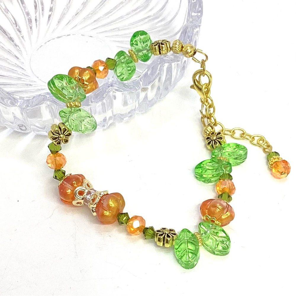koreanna Autumn Orange Pumpkins & Green Leaves Beaded Bracelet